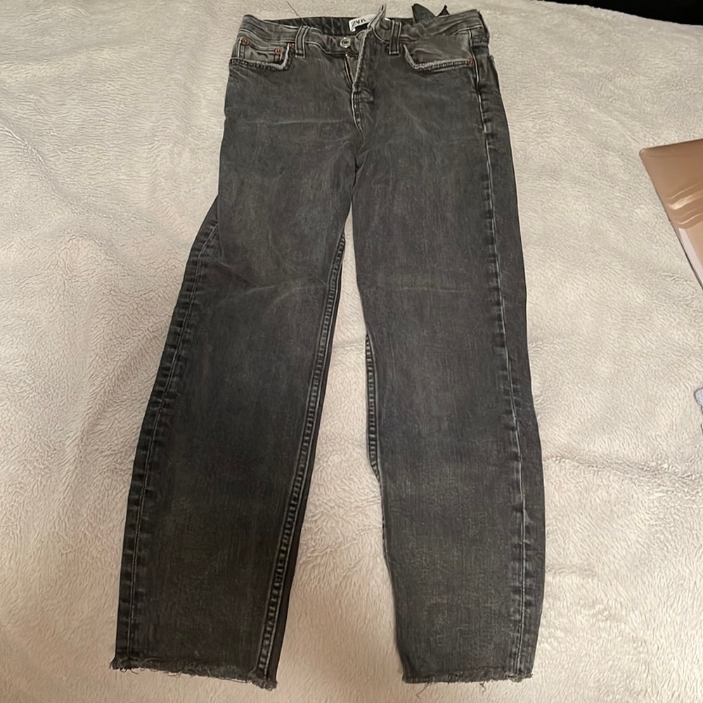 Black Zara jeans